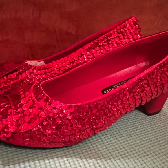 Halloween red Funtasma sequence red shoes size 8 Dorothy - Picture 2 of 10